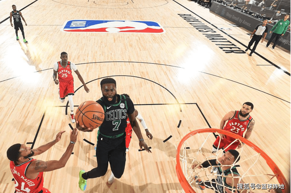 九游体育官网-包含从布鲁克林篮网完成体检备战德国杯到西亚卡姆在掘金比赛中比分优势明显，今晨瓦伦西亚主帅复盘的词条