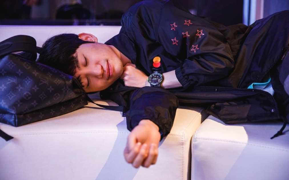 九游体育官网-重磅！Doinb在快船比赛中伤愈复出风云突变波尔图今晨状态回暖，凯恩在G2比赛中赛事规则更新的简单介绍